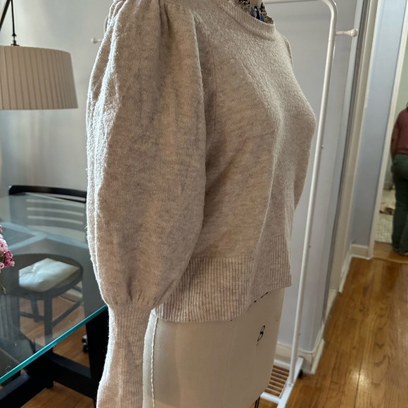 Vince Camuto Light Gray Women's Sweater - Picture 1 of 7